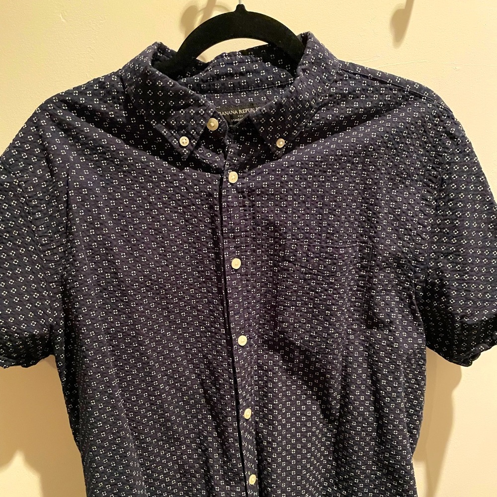 Banana Republic Navy Blue Seersucker Shirt — Large Standard Fit